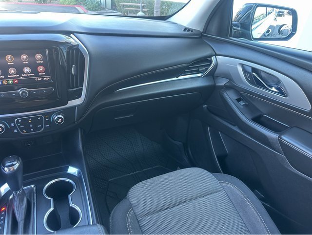 Used 2020 Chevrolet Traverse LS w/ LPO, Black Accent Package image 13