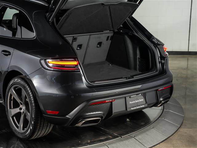 New 2025 Porsche Macan image 33