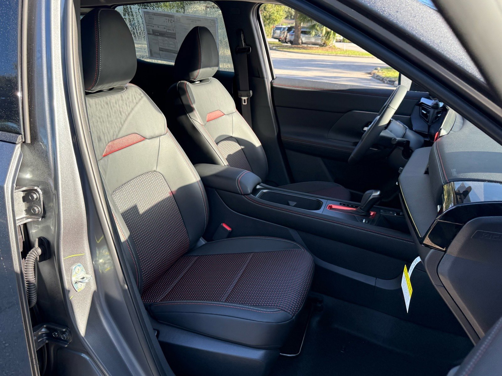 New 2026 Nissan Kicks SR image 17