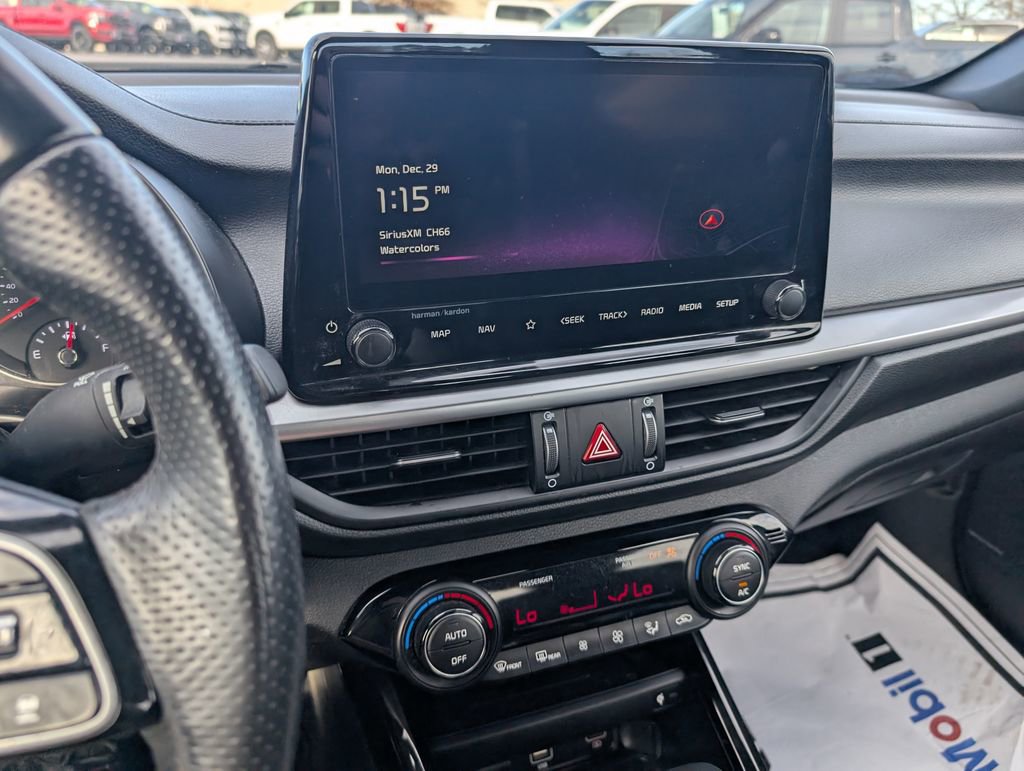 Used 2024 Kia Forte GT-Line w/ GT-Line Premium Package image 16