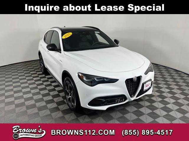 Used 2025 Alfa Romeo Stelvio Sprint w/ Veloce Package image 1