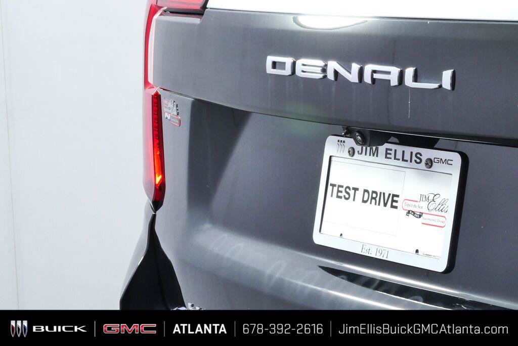 New 2026 GMC Yukon XL Denali w/ Sun & Power Step Package AWD/4WD image 8