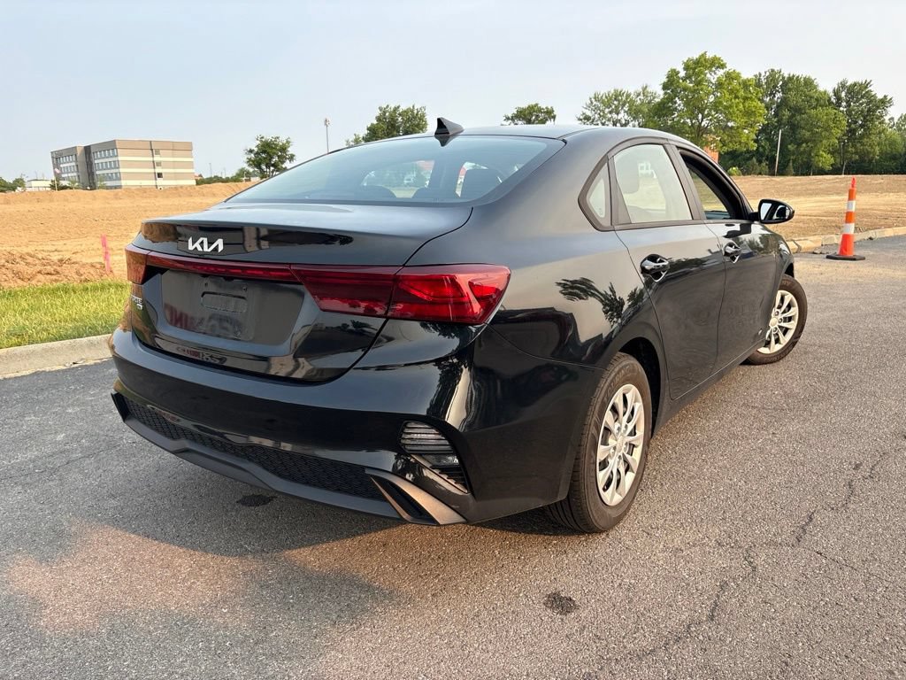 Used 2022 Kia Forte Sedan FWD image 9