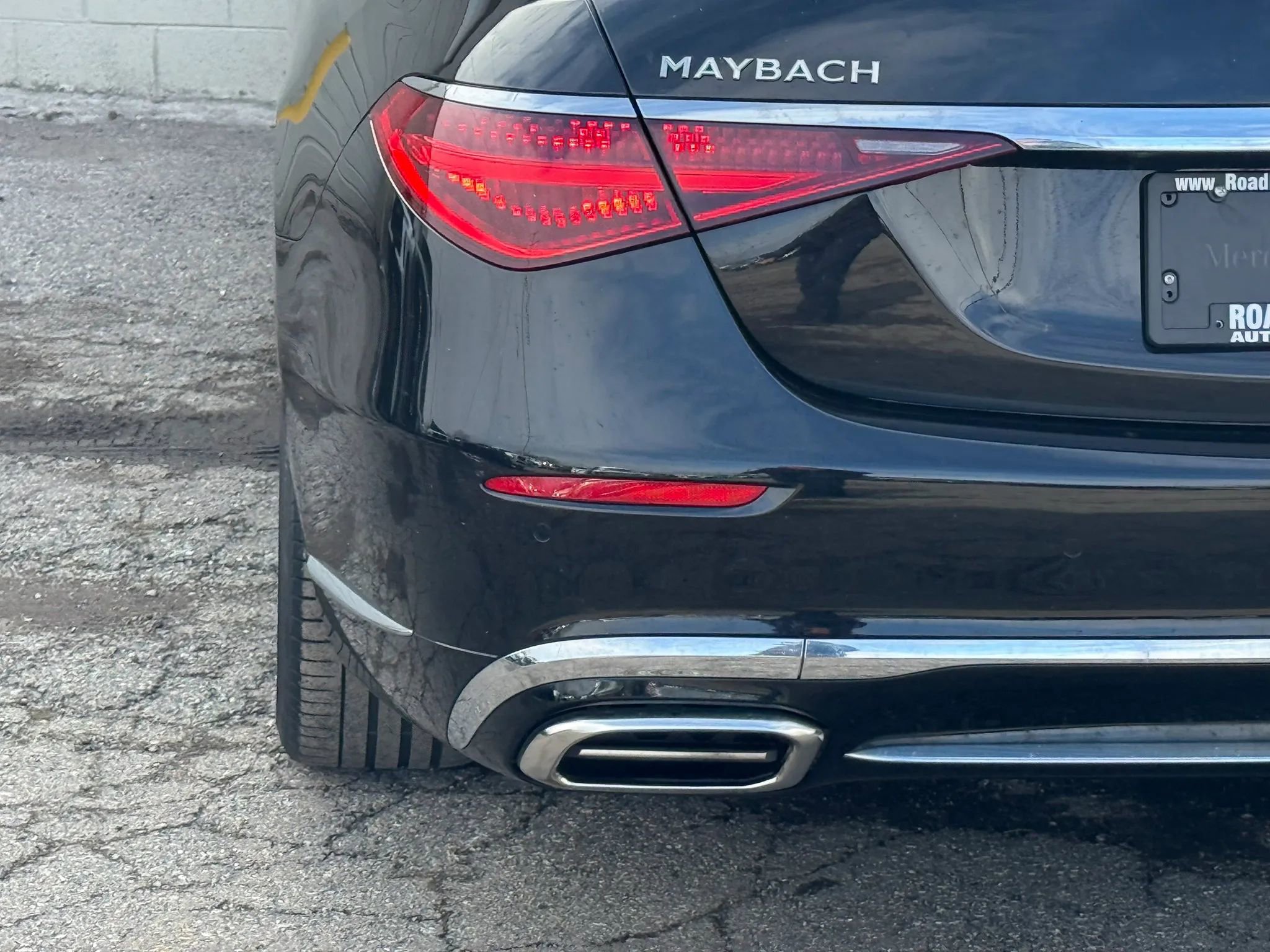 Used 2023 Mercedes-Benz Maybach S 580 S 580 4MATIC Sedan 4D image 12