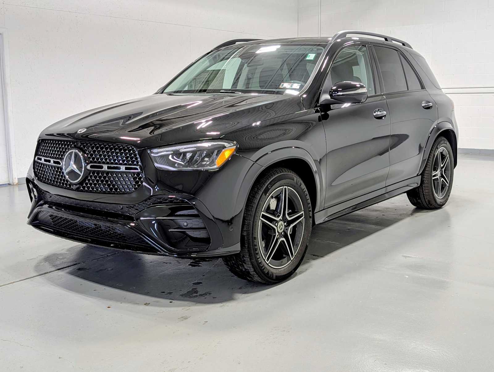 New 2026 Mercedes-Benz GLE 350 4MATIC image 1