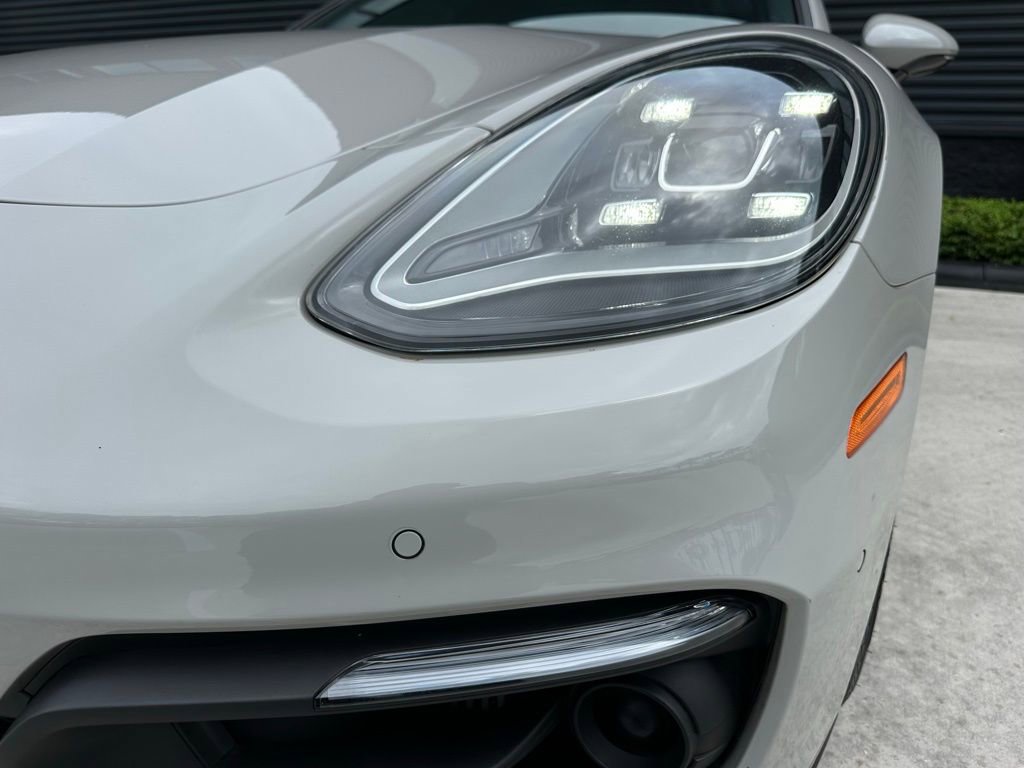 Certified 2023 Porsche Panamera 4 Platinum Edition w/ Sport Chrono Package AWD/4WD image 9