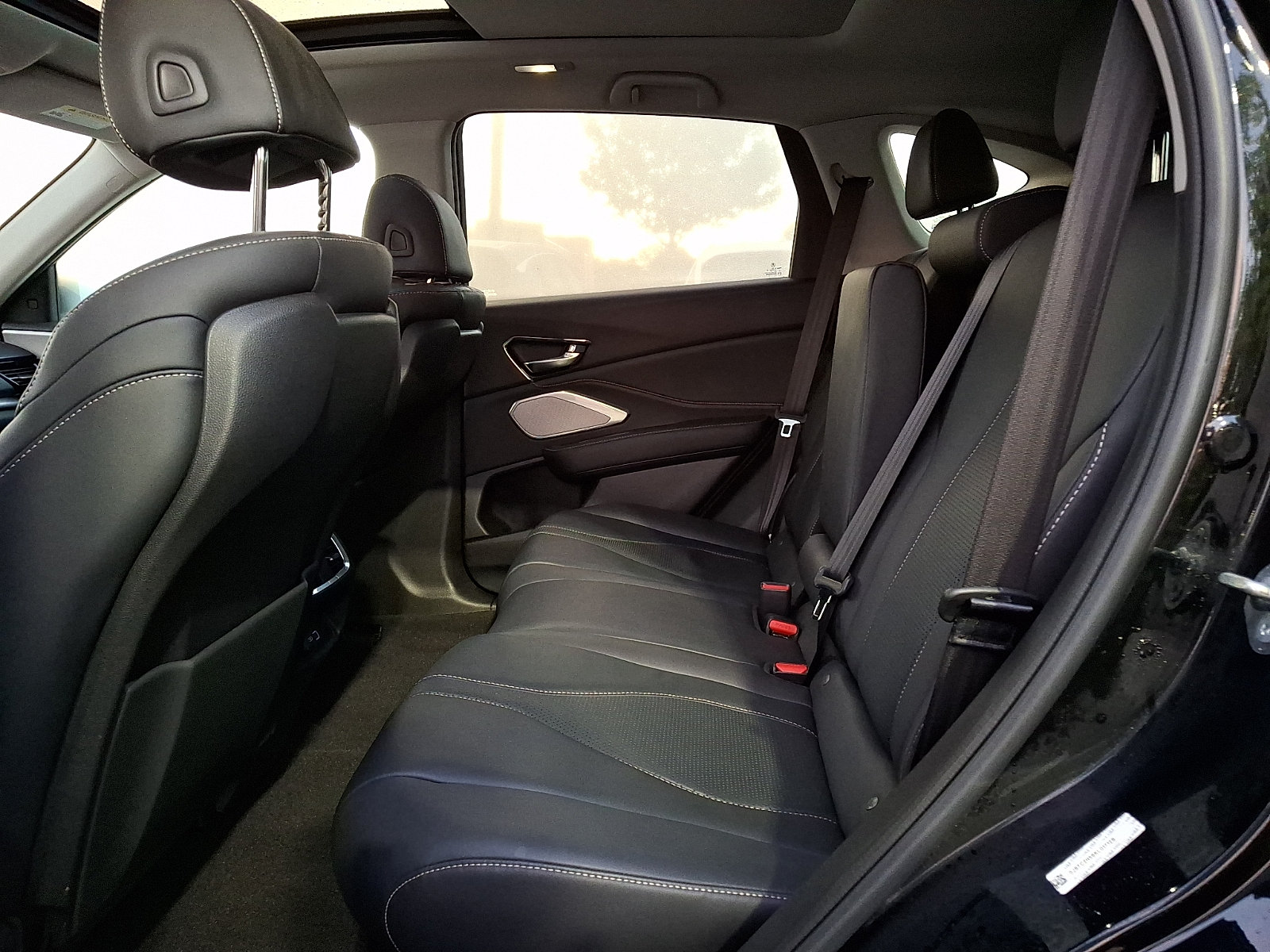 Used 2019 Acura RDX w/ Technology Package AWD/4WD image 10