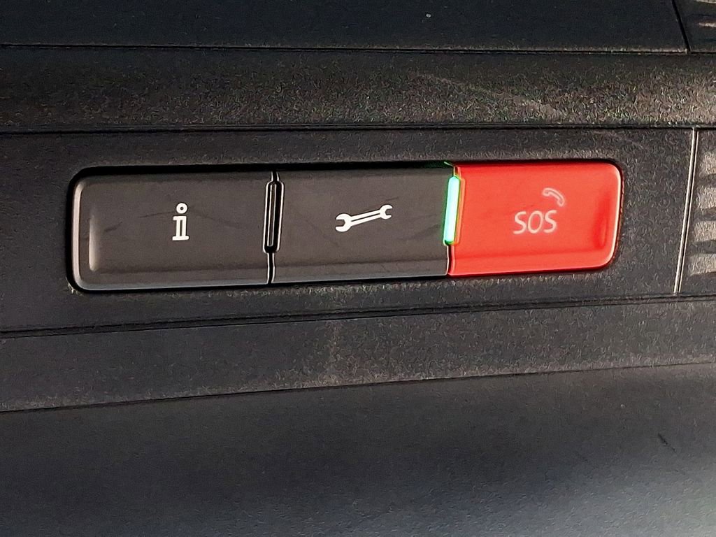 Used 2021 Volkswagen Tiguan SE R-Line image 26