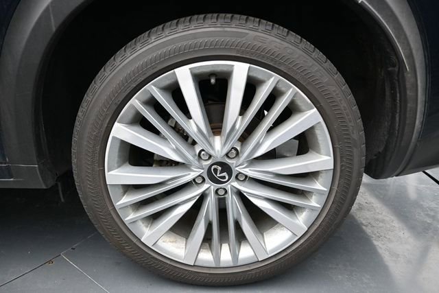 Used 2023 INFINITI QX50 Sensory AWD/4WD image 10