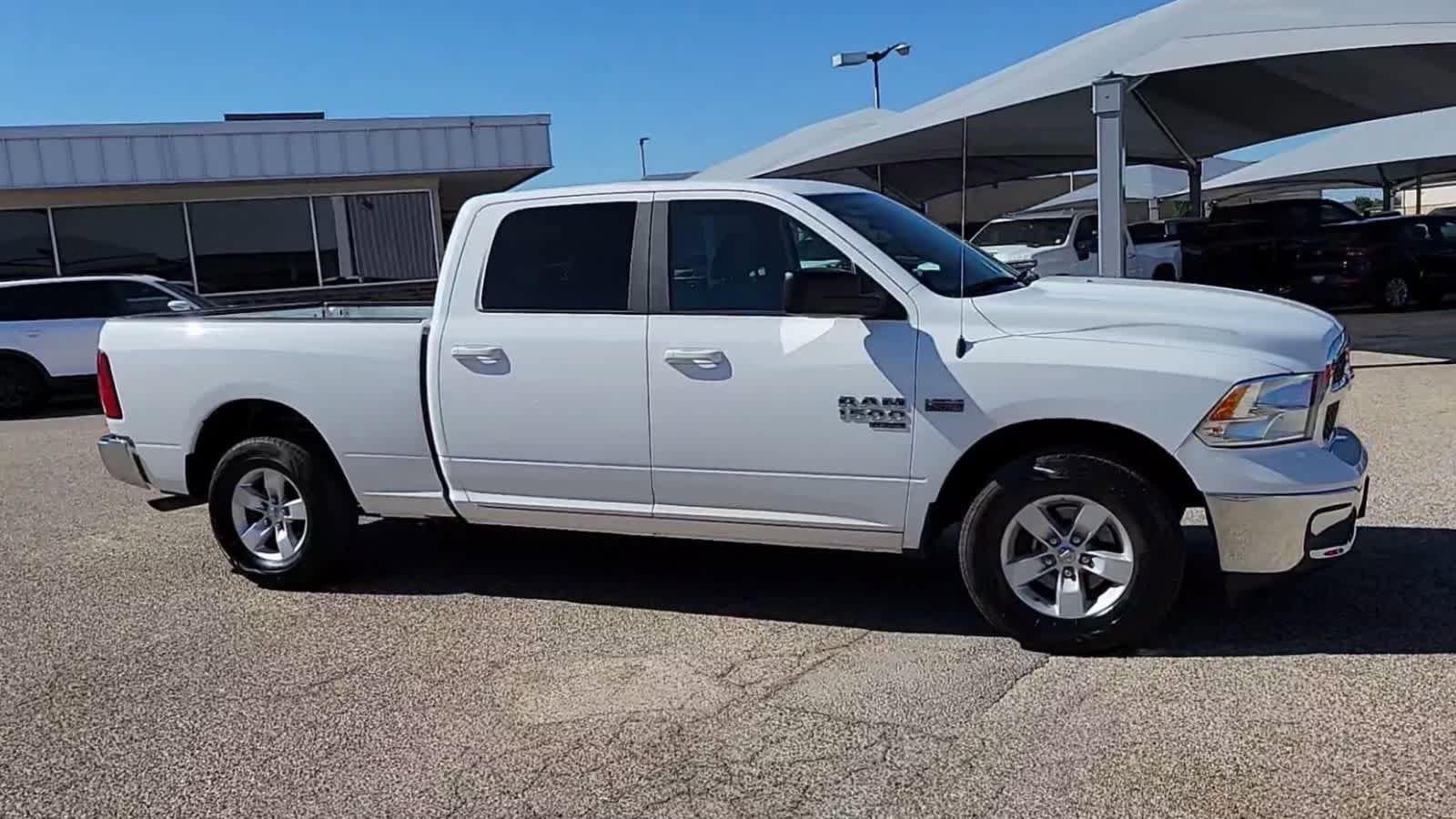 Used 2021 RAM 1500 Classic SLT RWD image 9