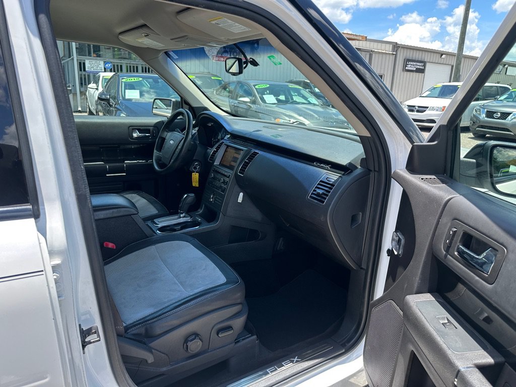 Used 2012 Ford Flex Titanium w/ Trailer Tow Pkg Class III FWD image 12