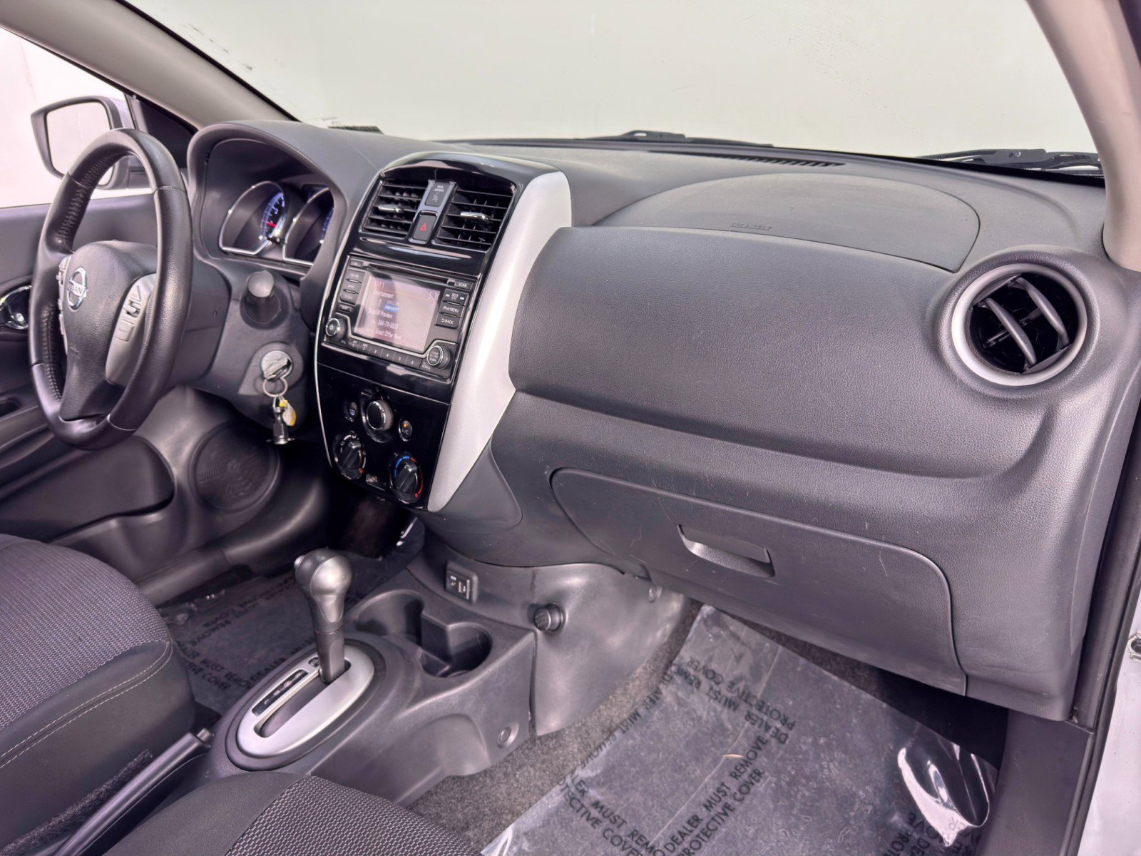 Used 2018 Nissan Versa SV w/ SV Special Edition Package image 12