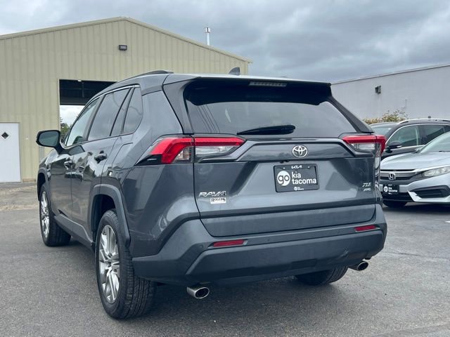 Used 2019 Toyota RAV4 XLE Premium w/ Advanced Technology Package AWD/4WD image 11