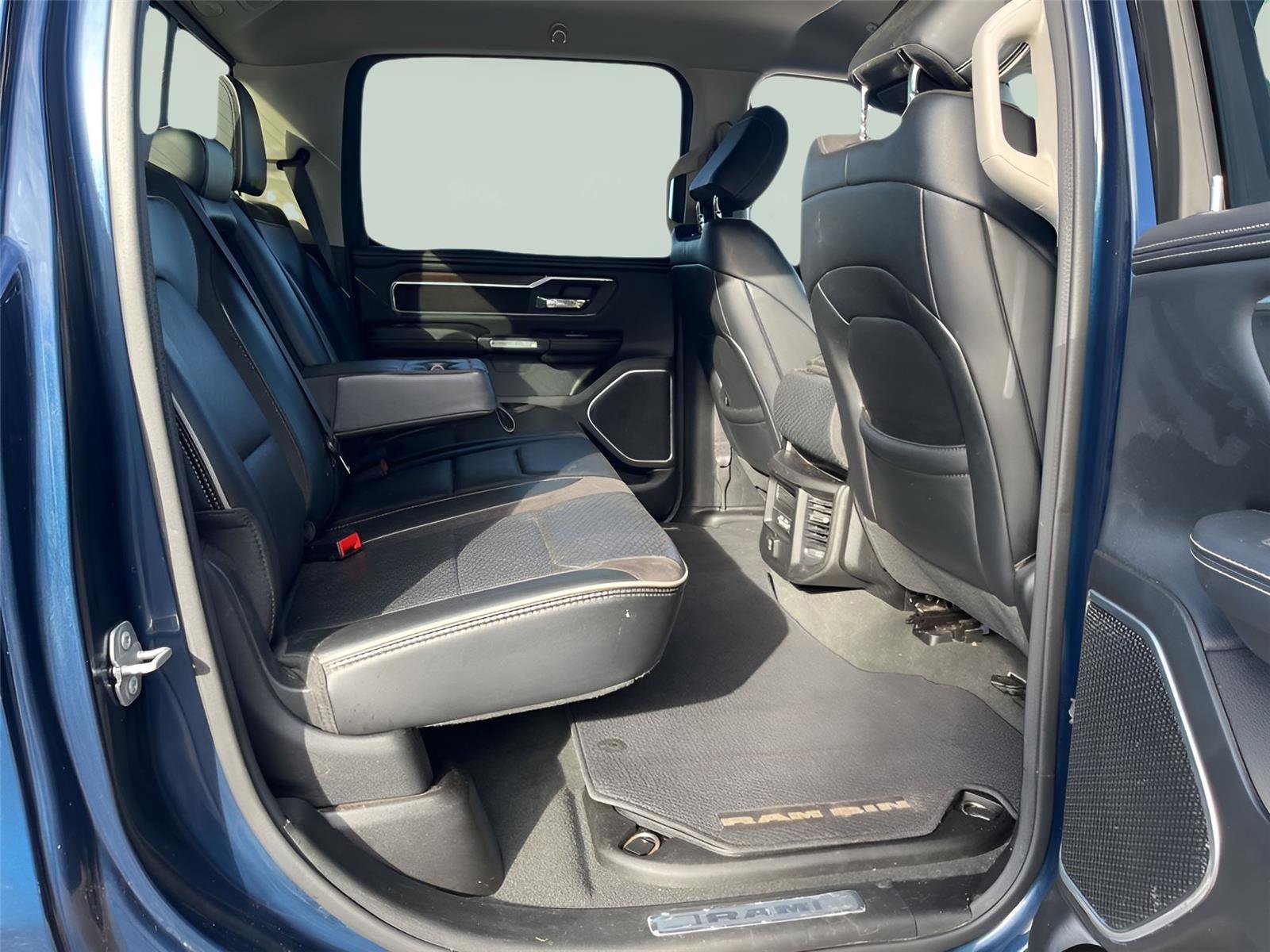 Used 2022 RAM 1500 Laramie image 31