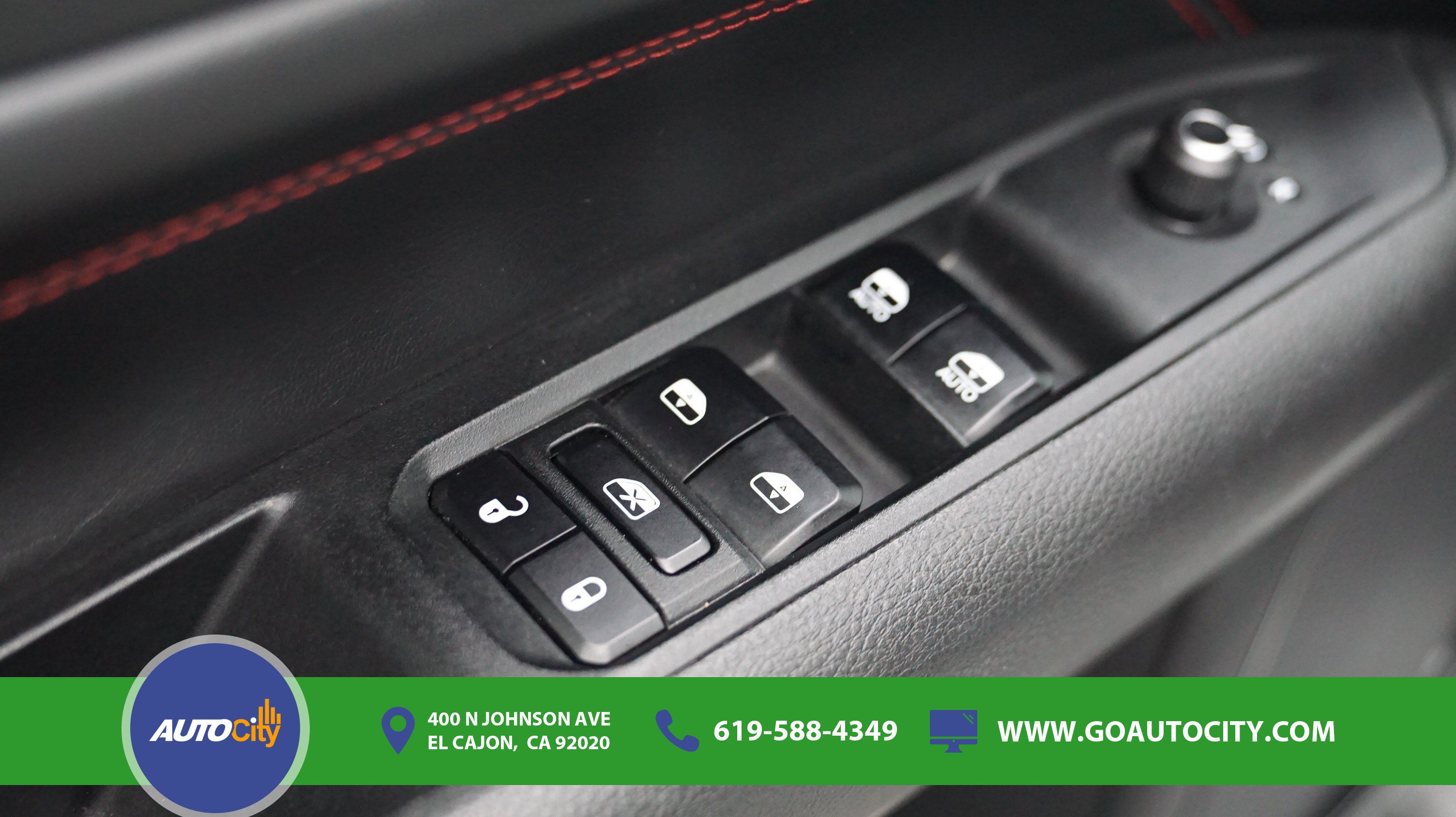 Used 2023 Jeep Compass Trailhawk AWD/4WD image 19