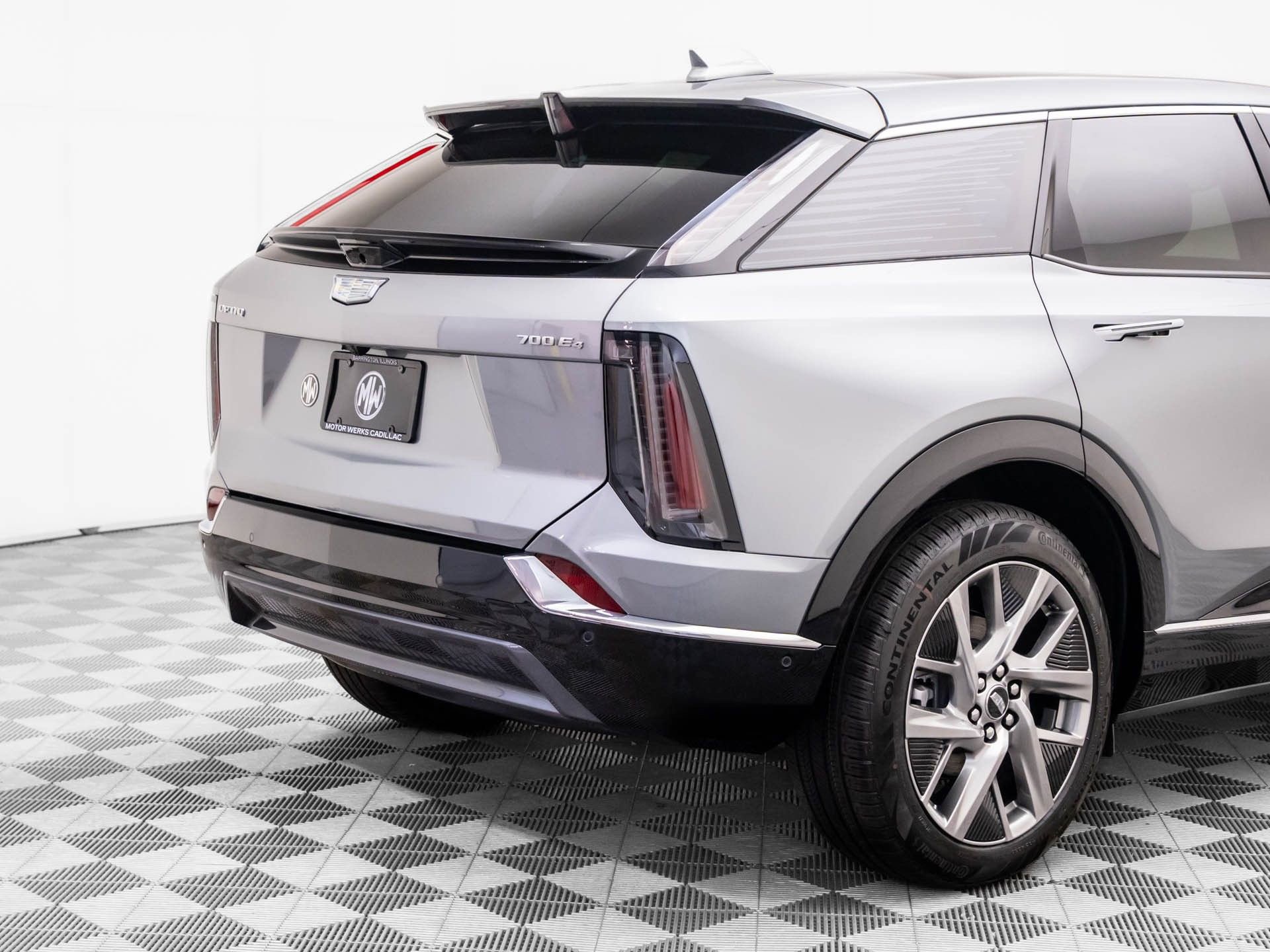 New 2026 Cadillac Optiq Luxury 1 image 34