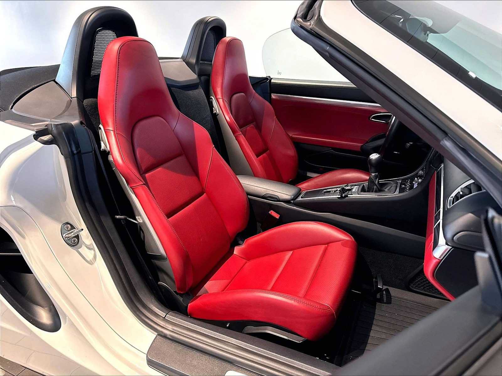 Used 2014 Porsche Boxster S RWD image 22