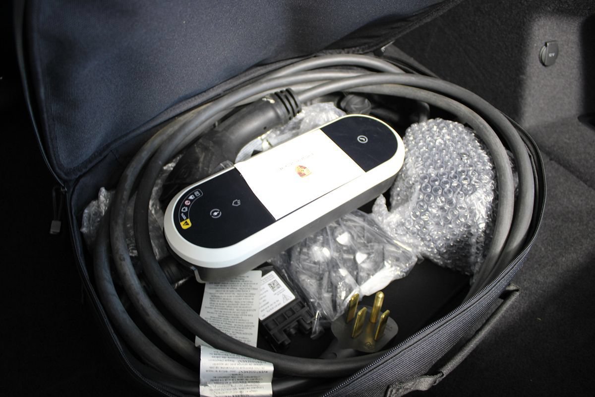 Used 2023 Porsche Taycan RWD image 32