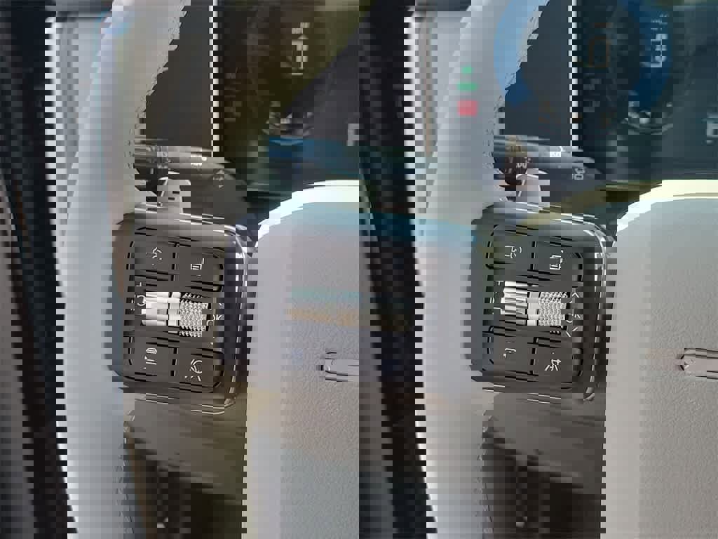 New 2026 Hyundai Santa Fe SE image 27