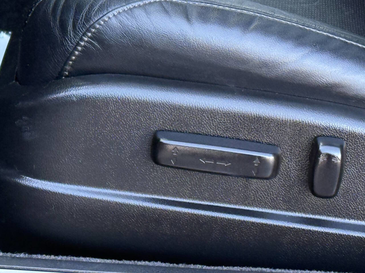 Used 2015 Acura TLX V6 SH-AWD w/ Technology Pkg image 8