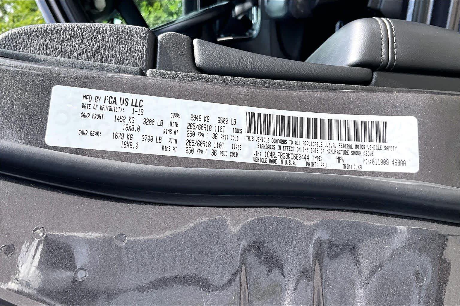Used 2019 Jeep Grand Cherokee Limited AWD/4WD image 37