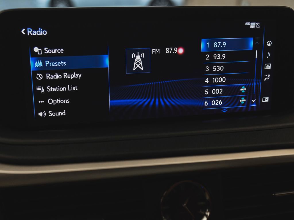 Used 2022 Lexus RX 350 F Sport w/ Accessory Package image 19