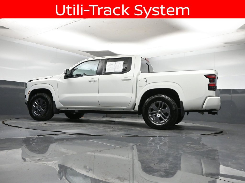 Used 2025 Nissan Frontier SV w/ SV Convenience Package RWD image 22
