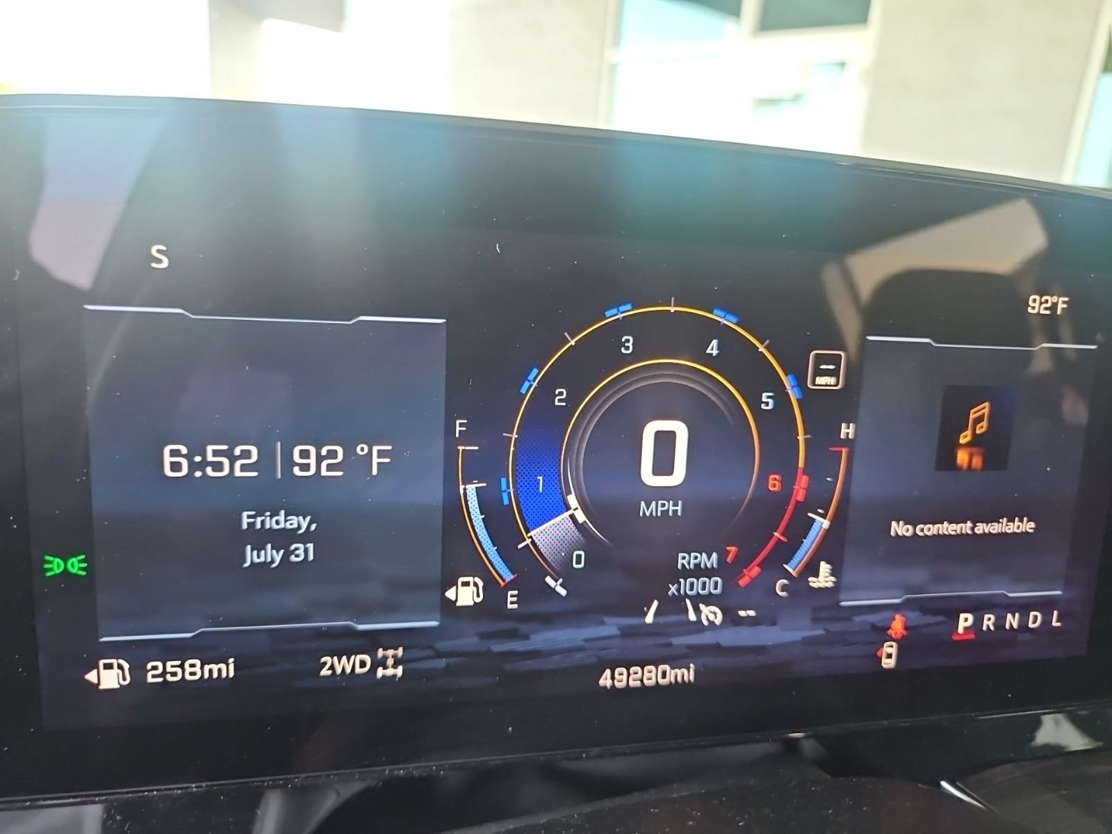 Used 2025 Chevrolet Suburban Z71 AWD/4WD image 17