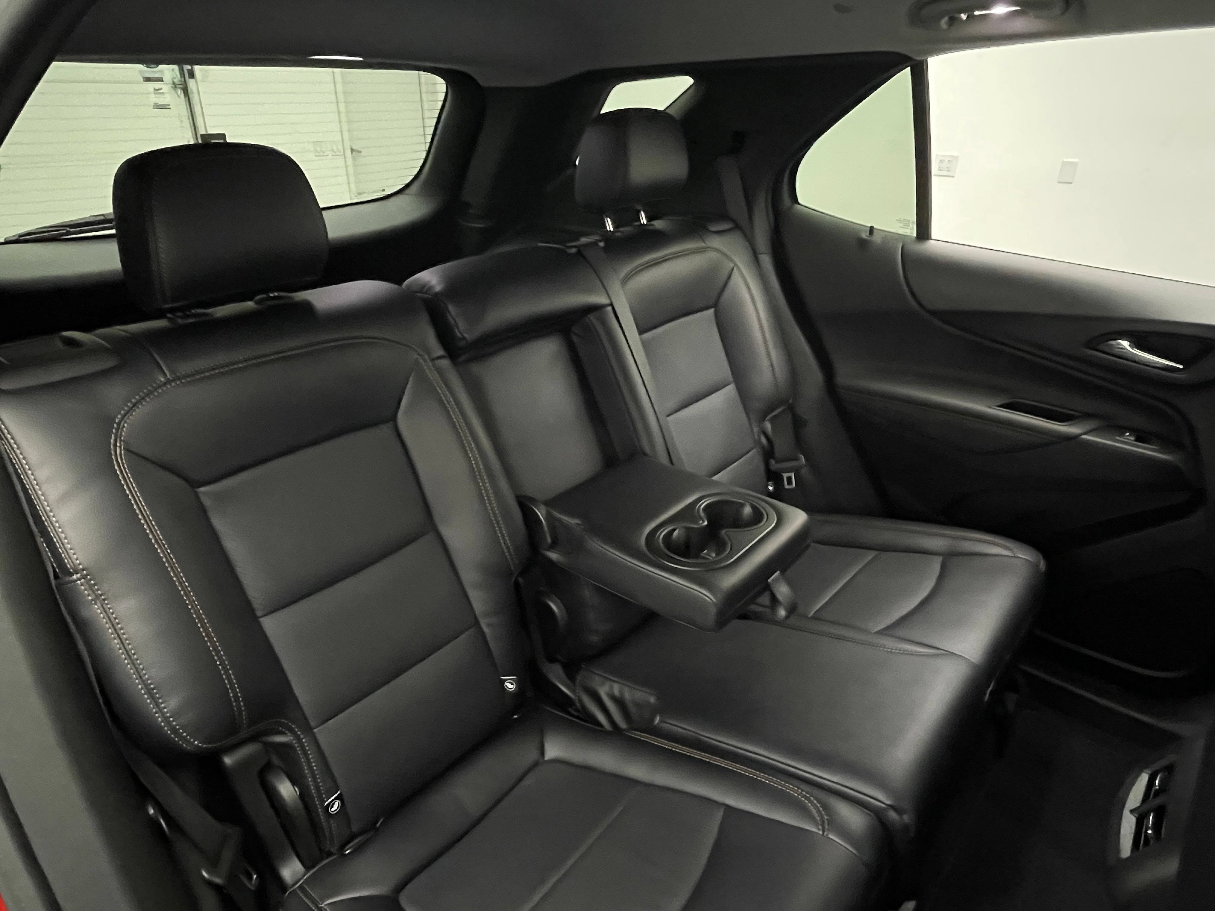 Used 2023 Chevrolet Equinox LT FWD image 38