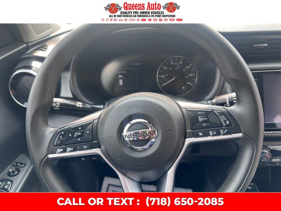 Used 2021 Nissan Kicks SV image 12