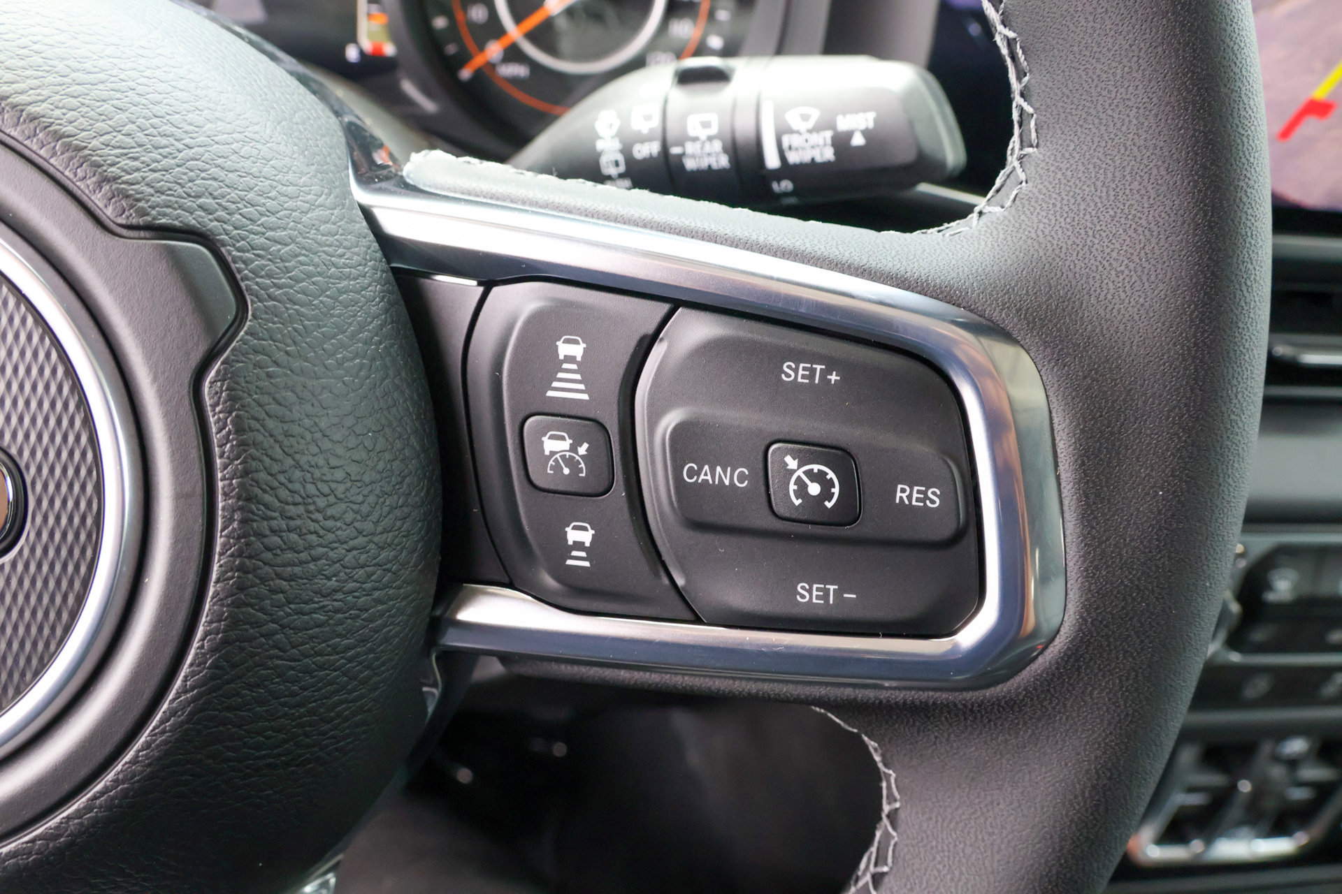 New 2026 Jeep Wrangler Unlimited Sahara AWD/4WD image 30