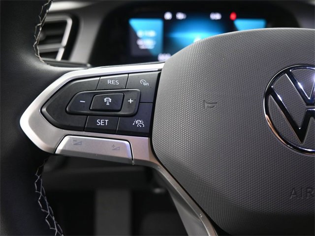 Certified 2024 Volkswagen Atlas Cross Sport SE image 7