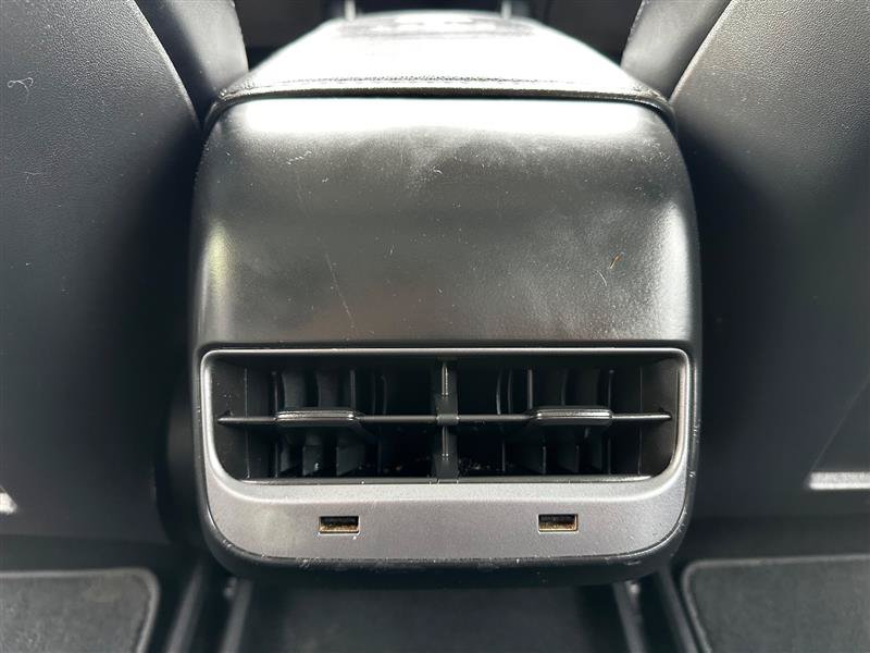 Used 2018 Tesla Model 3 Long Range RWD image 27