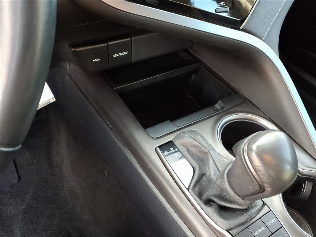 Certified 2024 Toyota Camry SE image 23