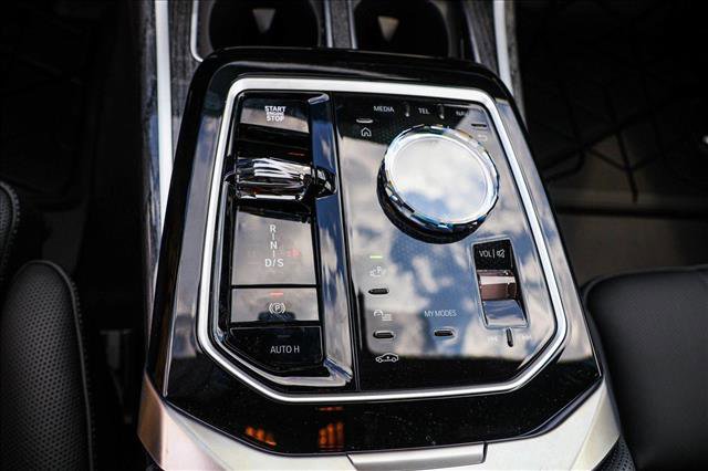 New 2025 BMW 760i xDrive image 19