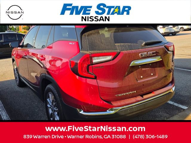 Used 2024 GMC Terrain SLT image 8