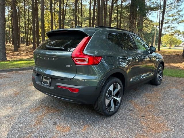New 2026 Volvo XC40 B5 Plus w/ Protection Package Premier AWD/4WD image 5