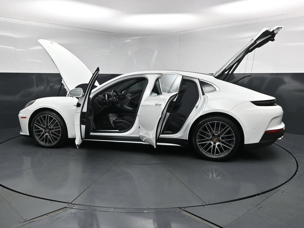 New 2026 Porsche Panamera 4 AWD/4WD image 32