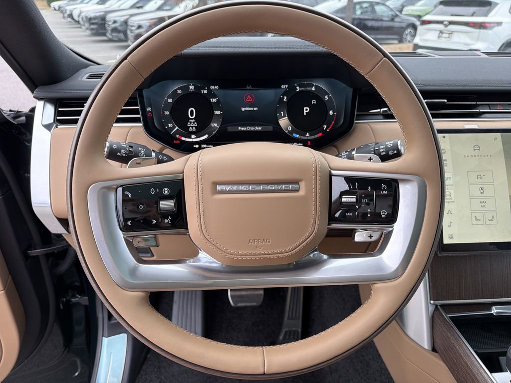 New 2026 Land Rover Range Rover Long Wheelbase SE AWD/4WD image 22