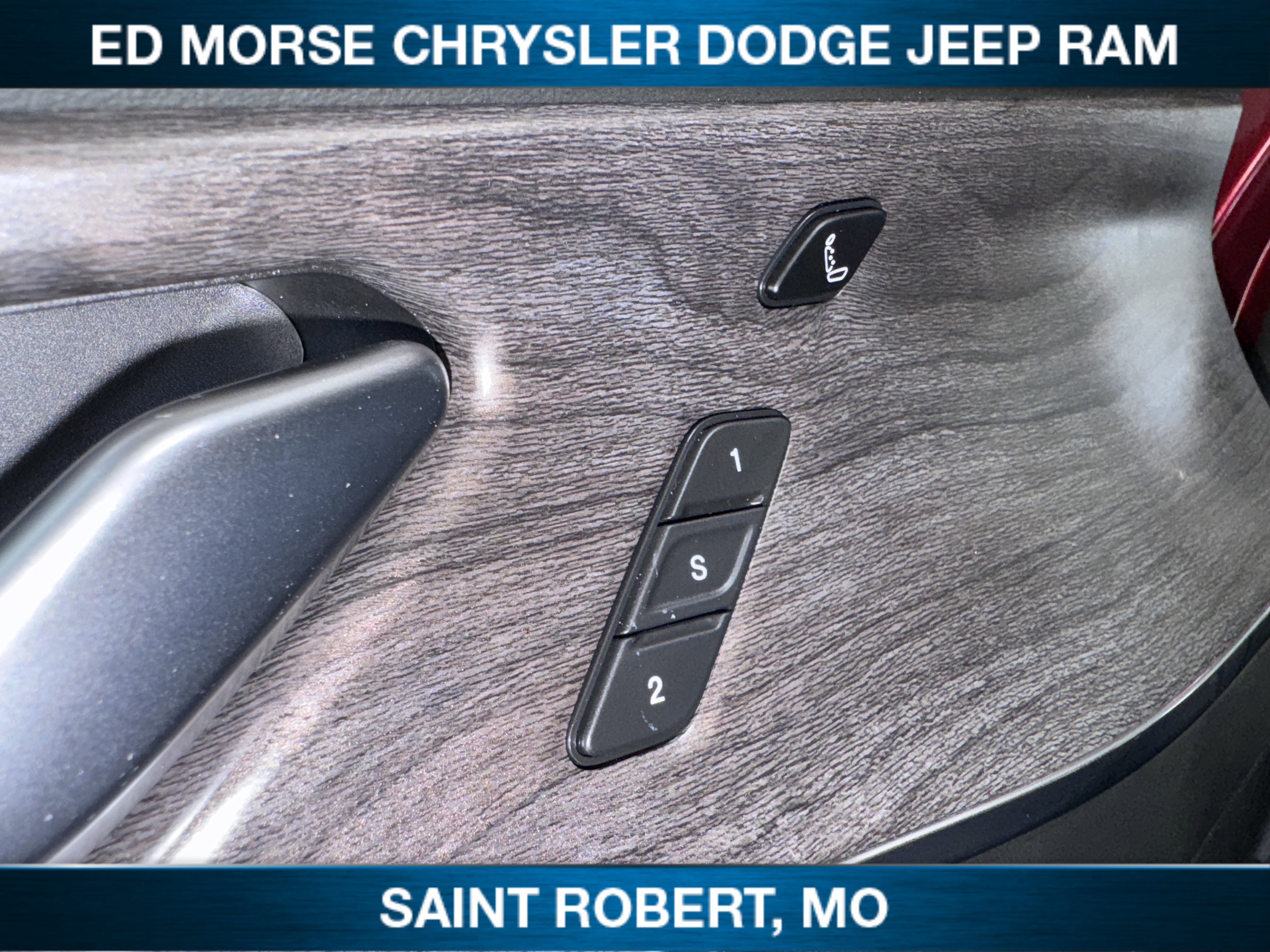 New 2025 Jeep Grand Cherokee Overland w/ Adv Protech Group III image 22