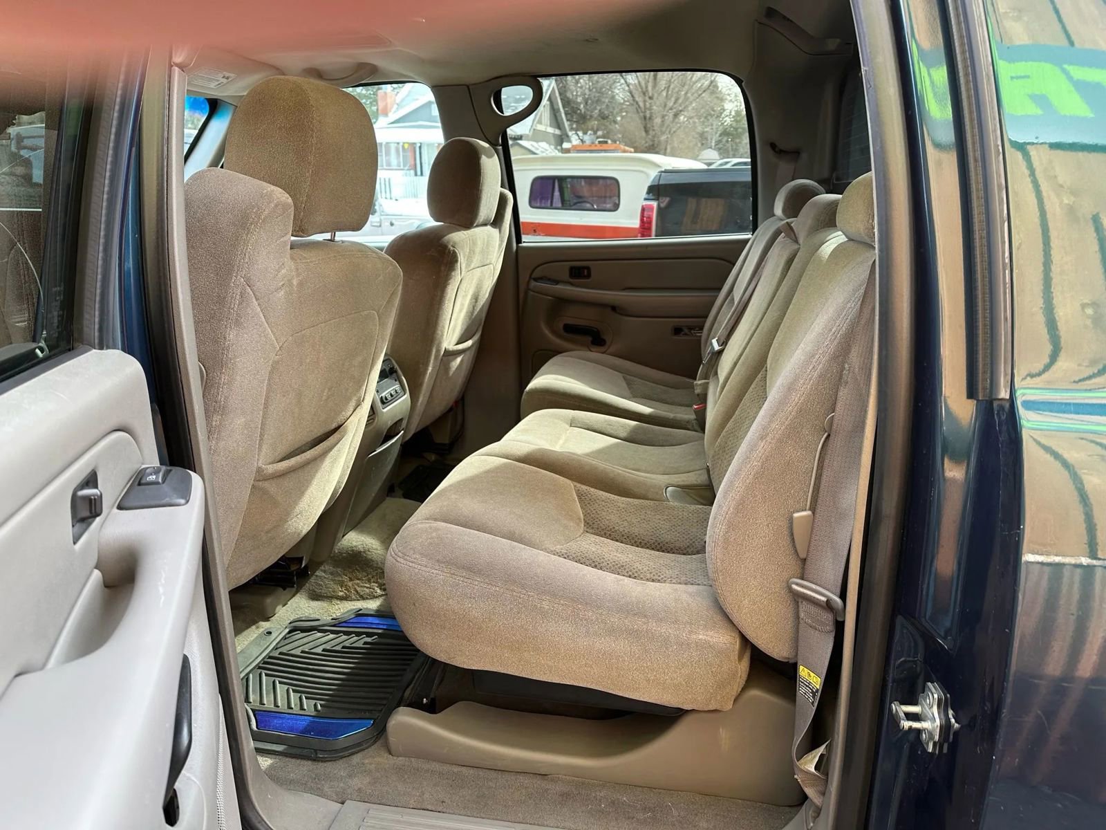 Used 2005 Chevrolet Avalanche Z71 w/ Sun And Sound Package image 12