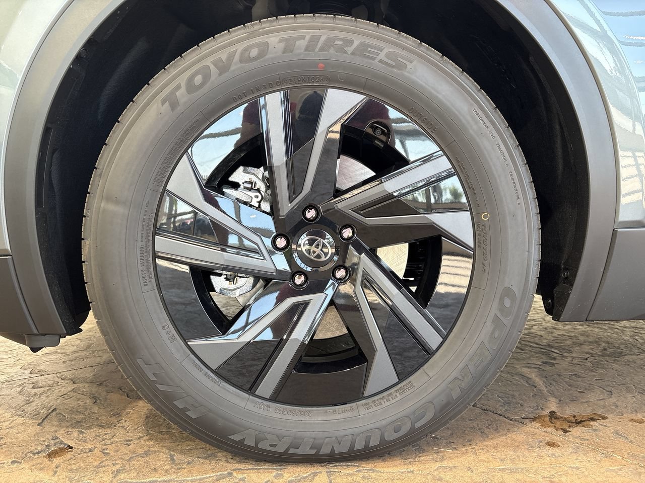 New 2026 Toyota C-HR AWD/4WD image 10