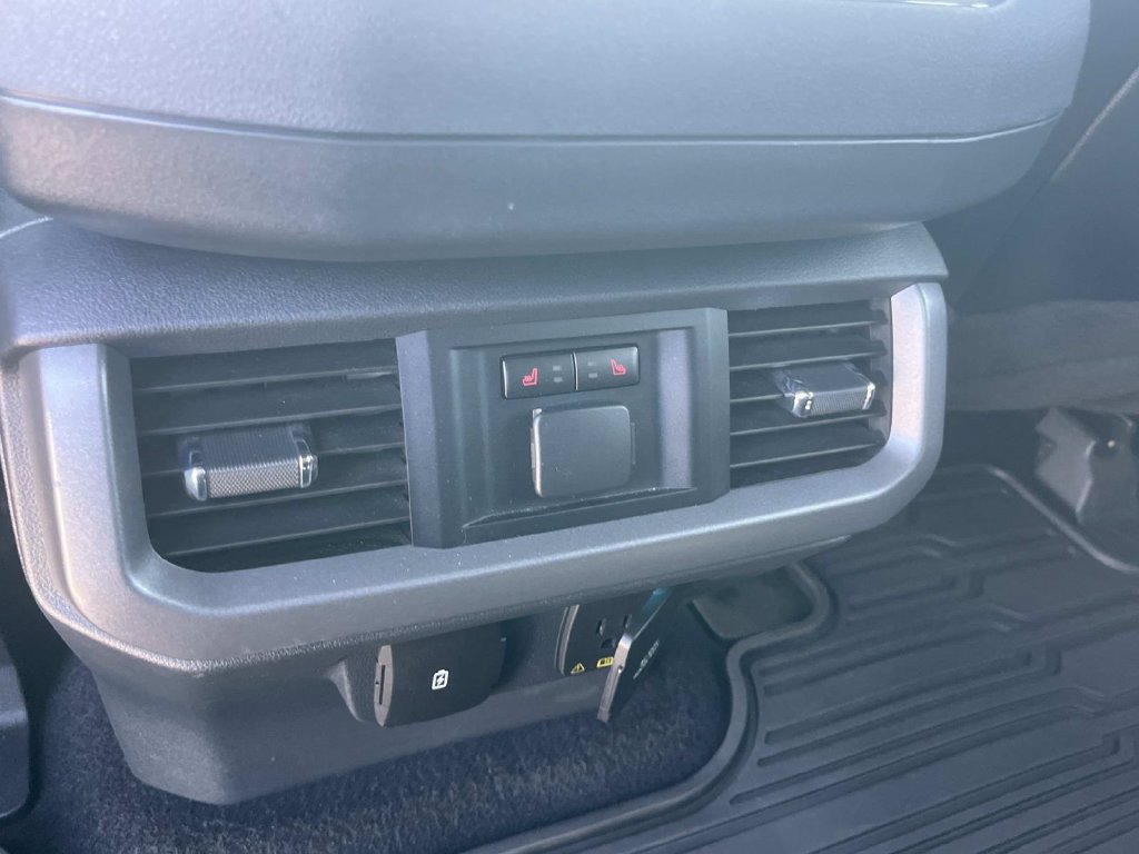Used 2023 Ford F150 Lariat w/ Equipment Group 502A High AWD/4WD image 21