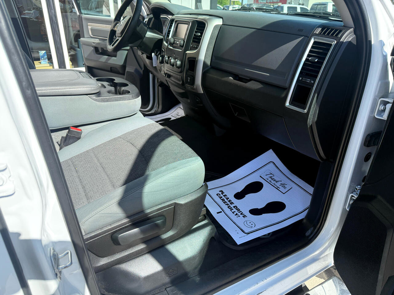 Used 2019 RAM 1500 Classic SLT image 15