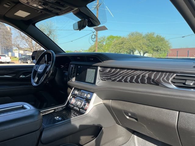 Certified 2022 GMC Yukon Denali w/ Denali Premium Package RWD image 19