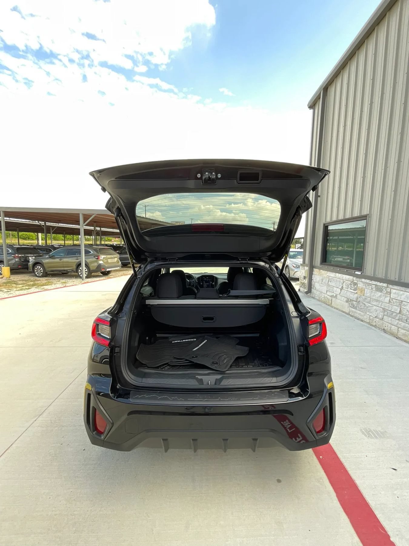 Used 2025 Subaru Crosstrek 2.5i Sport w/ Crosstrek Mirror Package AWD/4WD image 15