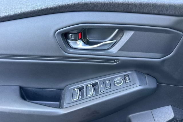 Used 2025 Honda Accord SE image 11