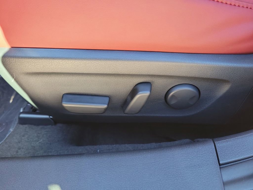 New 2026 MAZDA MAZDA3 Carbon image 18