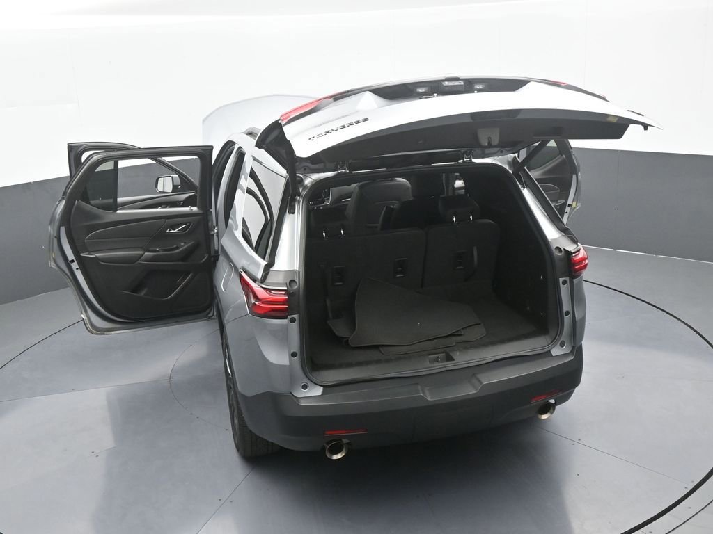 Used 2023 Chevrolet Traverse RS image 78