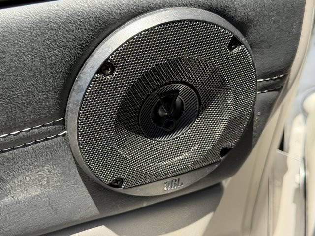 Used 2021 Chevrolet Express 2500 RWD image 25